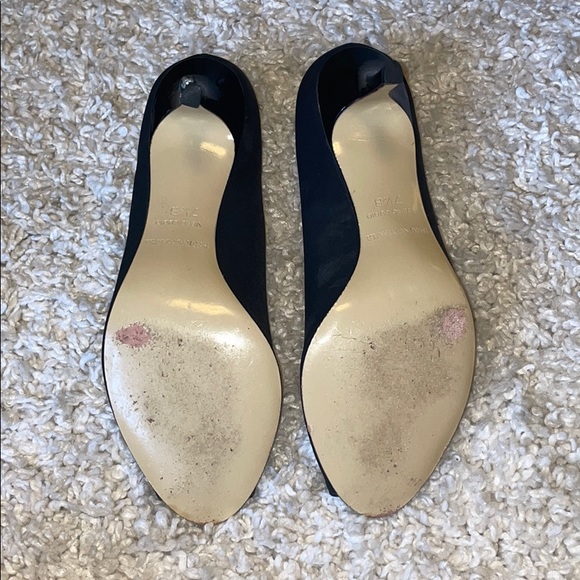 Bruno Magli black Novati peep toe heels - Picture 5 of 7